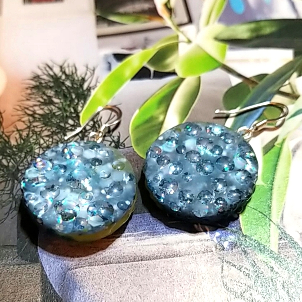 MzMax RAINDROP EFFECT Resin Designs Earrings - Picture 4 of 8